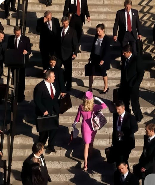 Dx_8ys83G52YP8f-YRa46